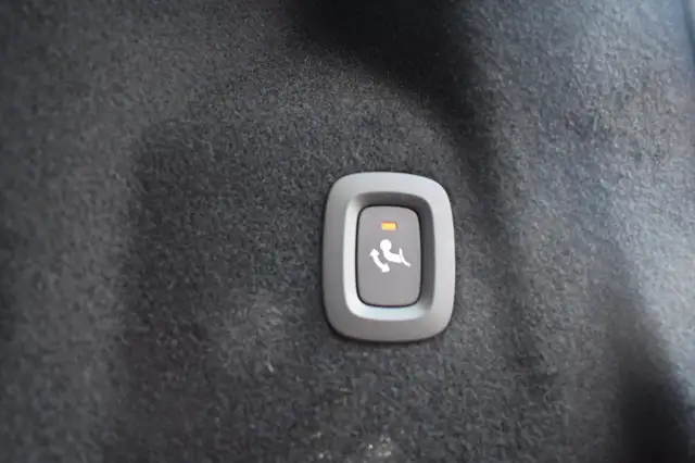Volvo XC60 view 17