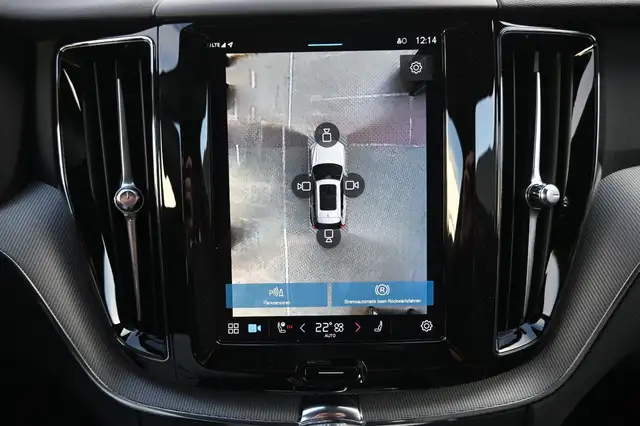 Volvo XC60 view 23