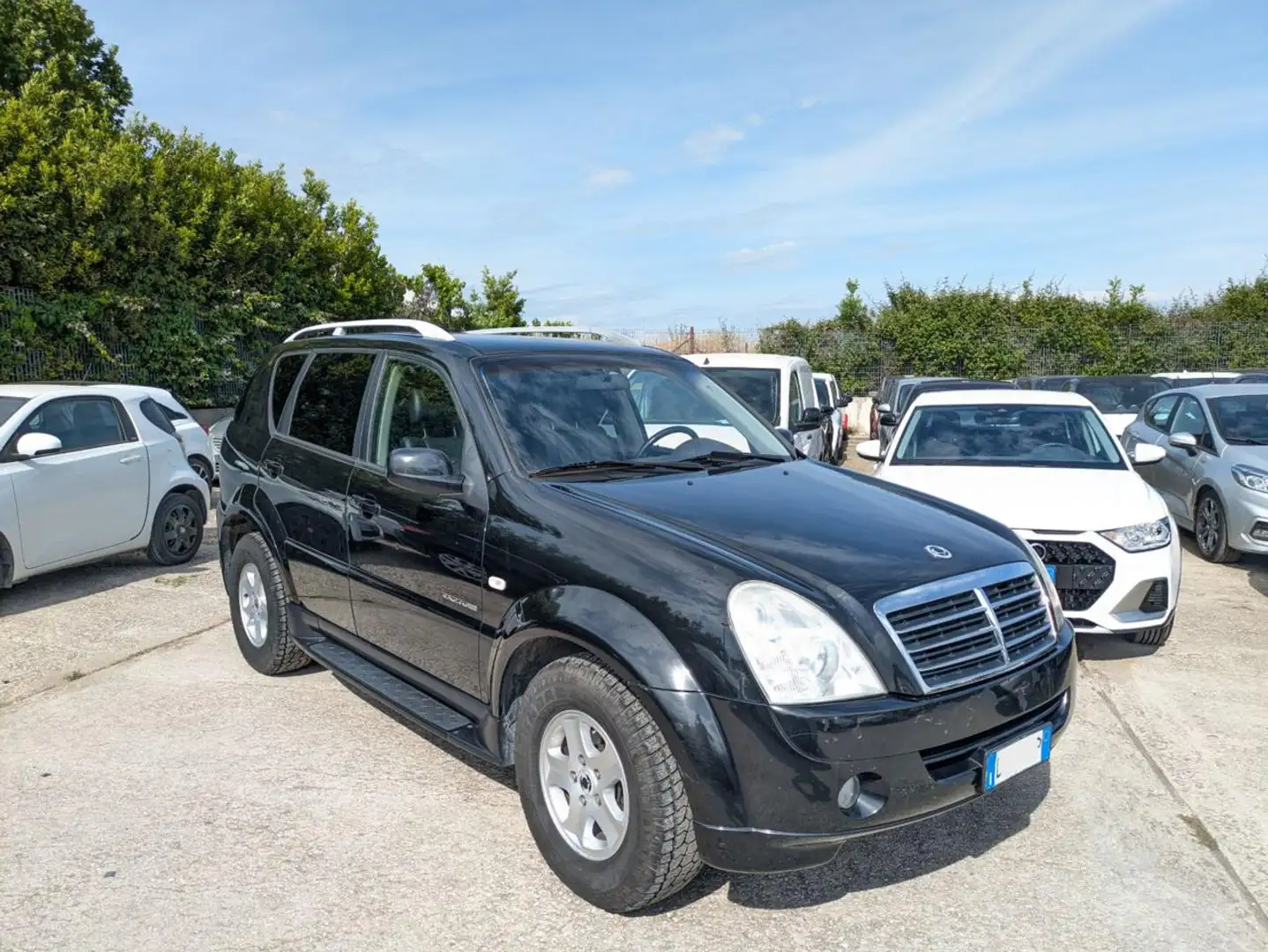 SsangYong Rexton 2.7 XDi TOD Comfort 165cv SENS PARK Чорний - 2