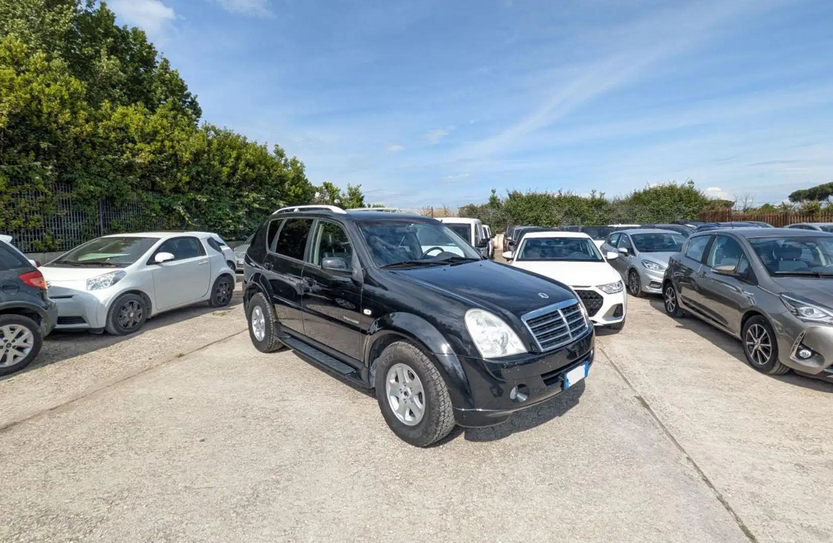 SsangYong Rexton 2.7 XDi TOD Comfort 165cv SENS PARK Чорний - 1