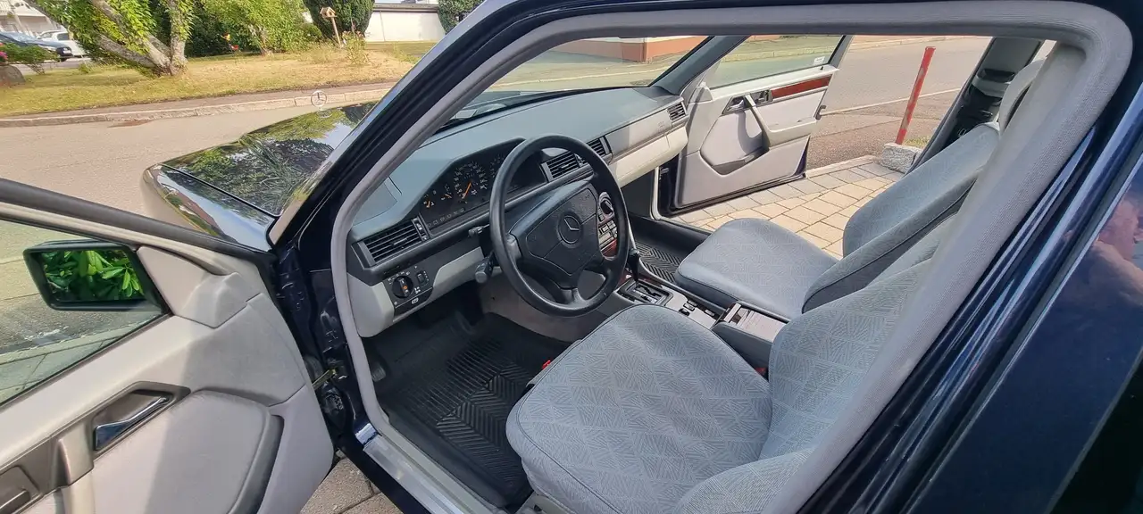 Mercedes-Benz E 280 E-Klasse T, foto 8