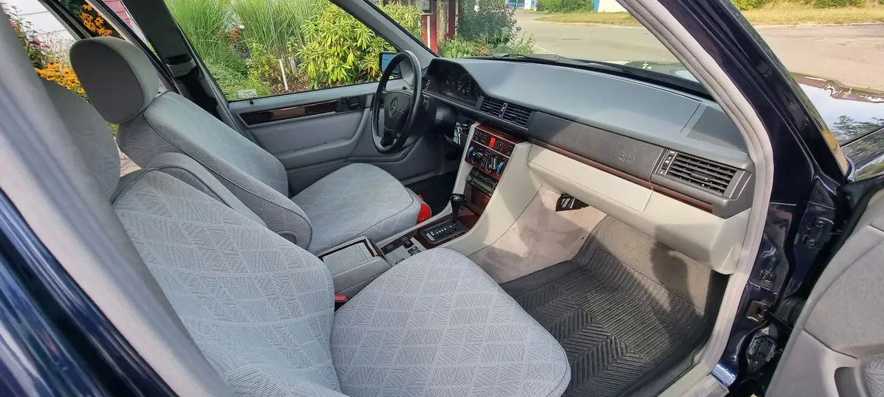 Mercedes-Benz E 280 E-Klasse T, foto 6