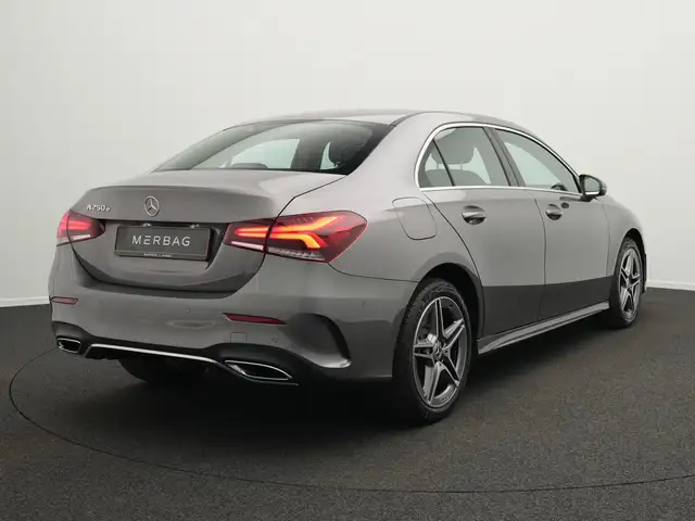 Mercedes-Benz A-Class view 3