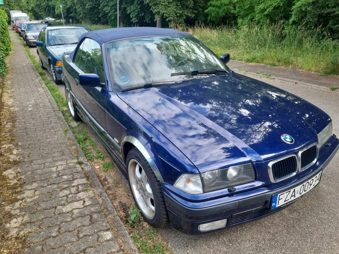 BMW 320 Cabrio lesen! Bleu - 1