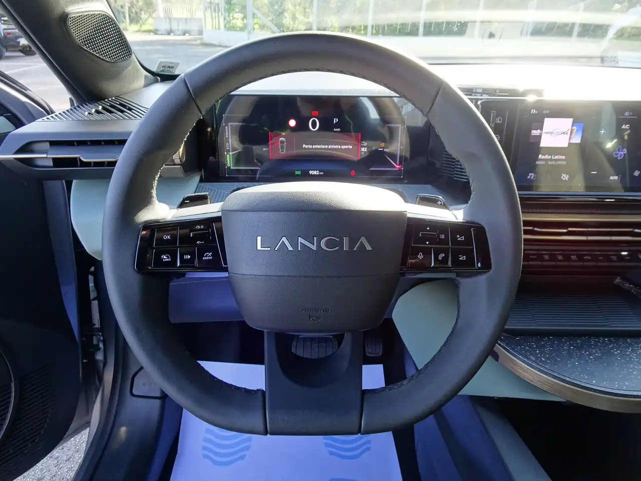 Lancia Ypsilon 2024 — фото 9