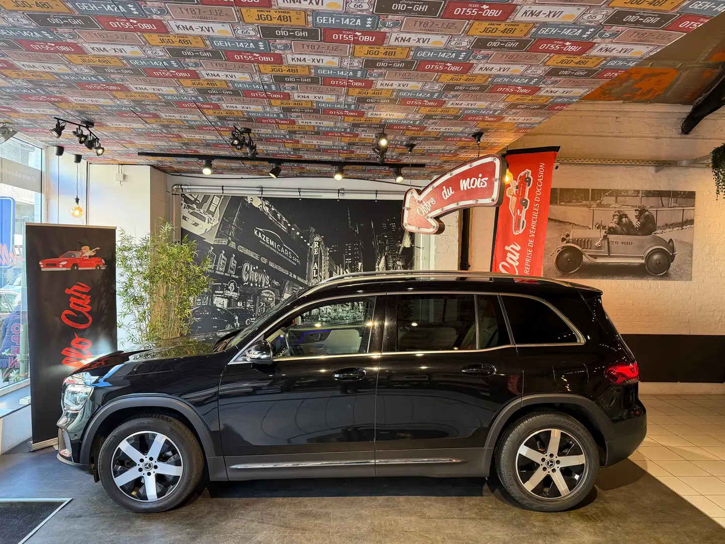 Mercedes-Benz GLB 180 GLB 180 d * CUIRS * CAM * GRAND ECRAN *CARNET FULL Noir - 2