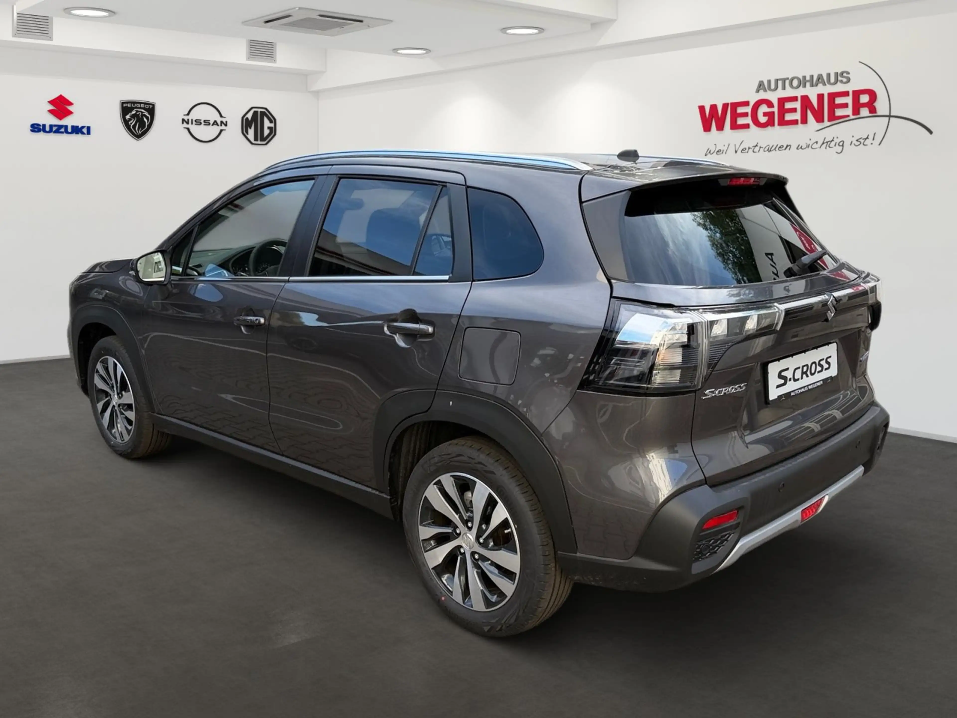 Suzuki S-Cross S-CROSS 1,4 COMFORT+ALLGRIP 6AT — photo 4