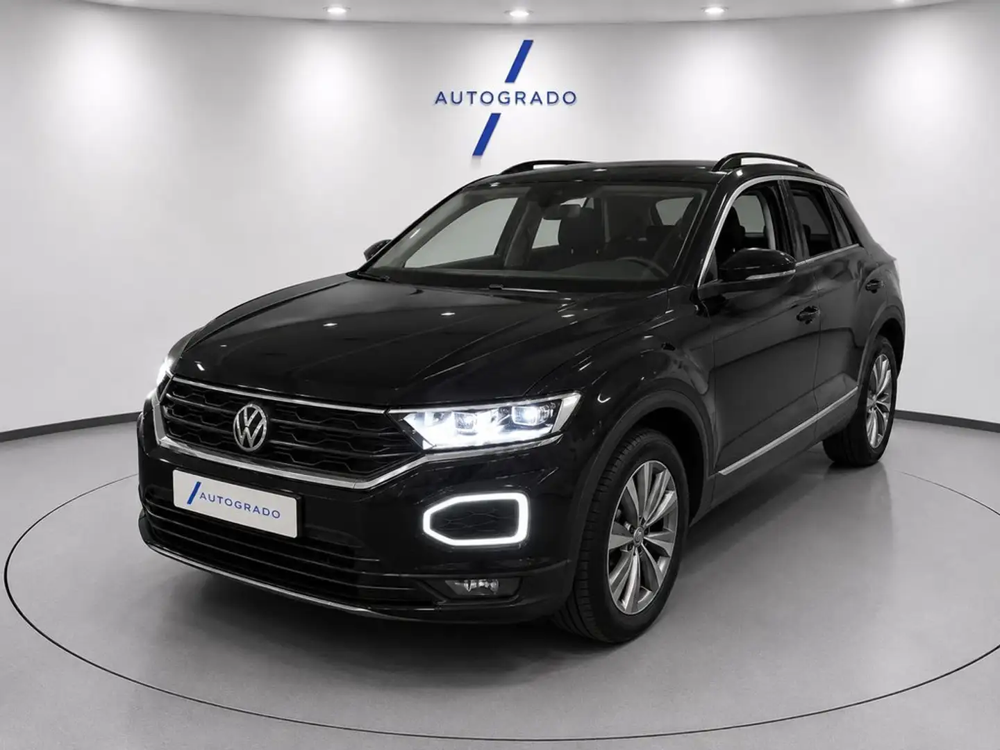 Volkswagen T-Roc 2.0TDI Advance R-Line DSG7 Negro - 1