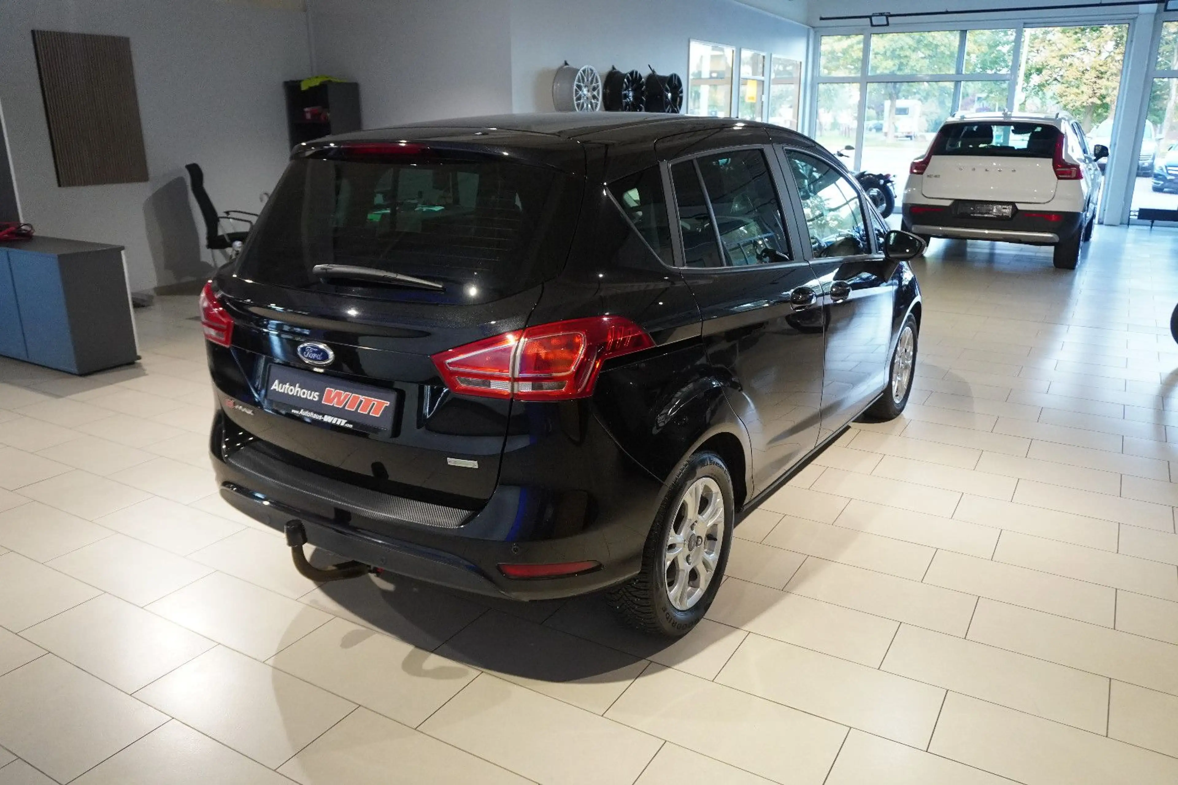 Ford B-Max B-MAX Sync Edition — photo 8