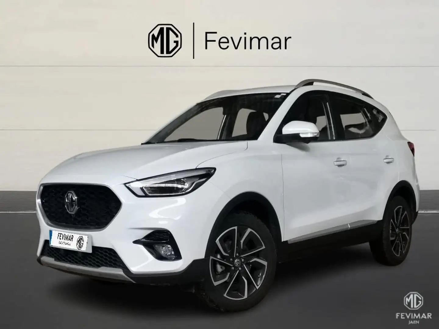 MG ZS 1.5 Luxury - 2