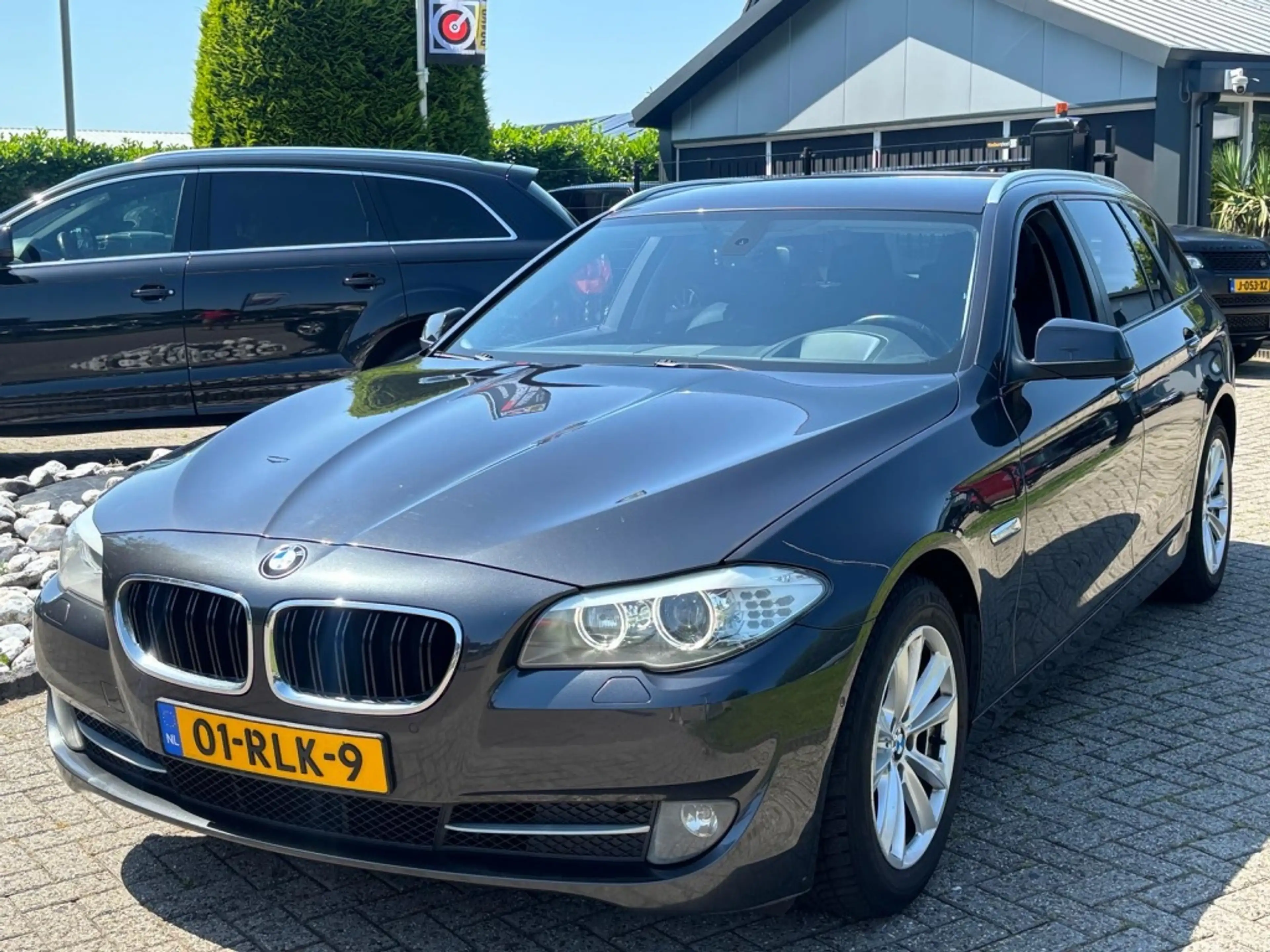 BMW 523 5-serie Touring 523i High Executive 2011 Youngtime