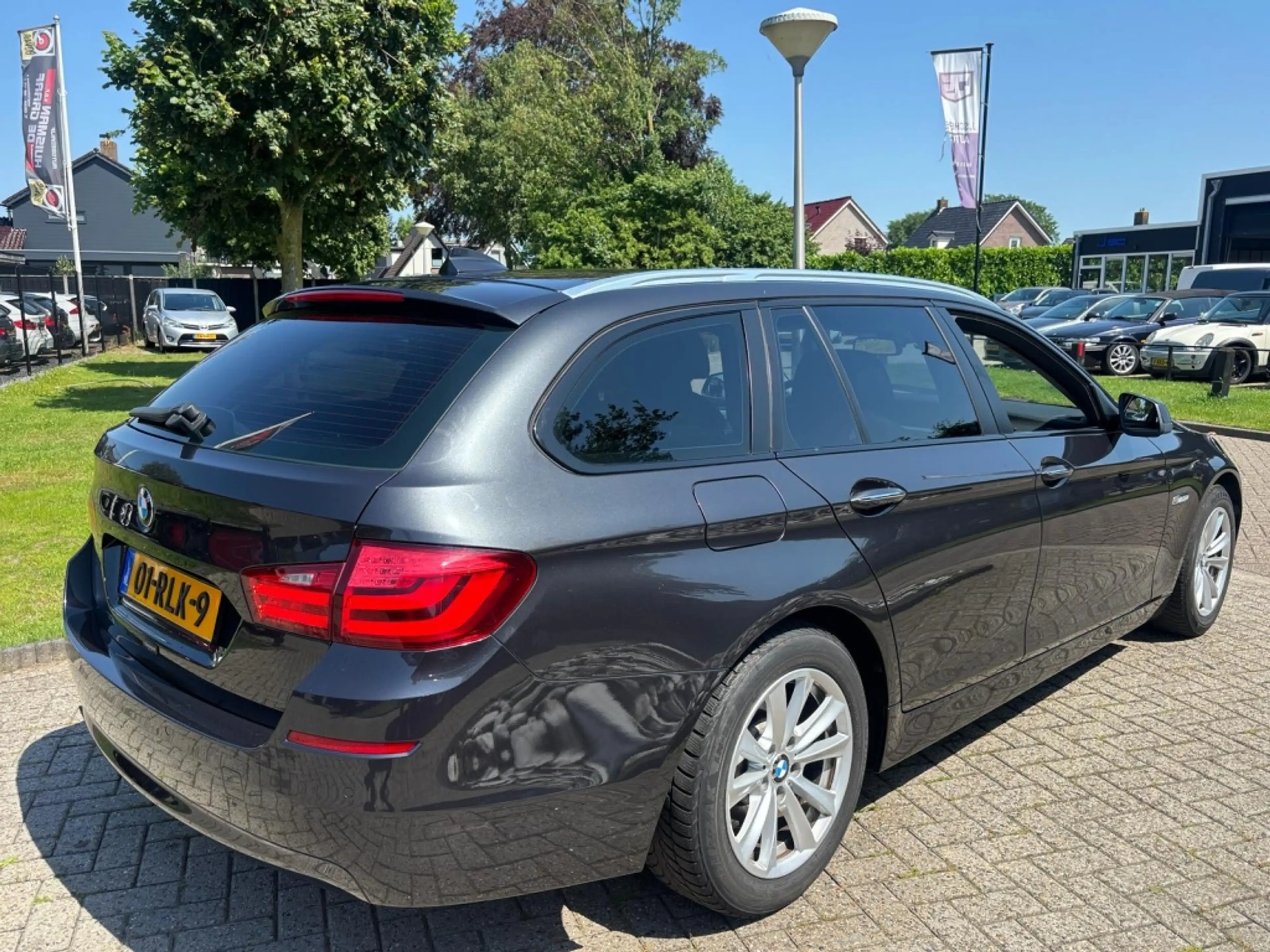 BMW 523 5-serie Touring 523i High Executive 2011 Youngtime — photo 7
