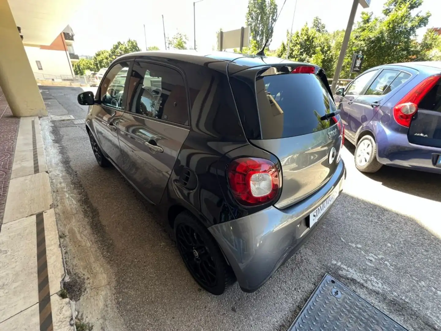 smart forFour 90 0.9 Turbo Passion Manuale Grigio - 2