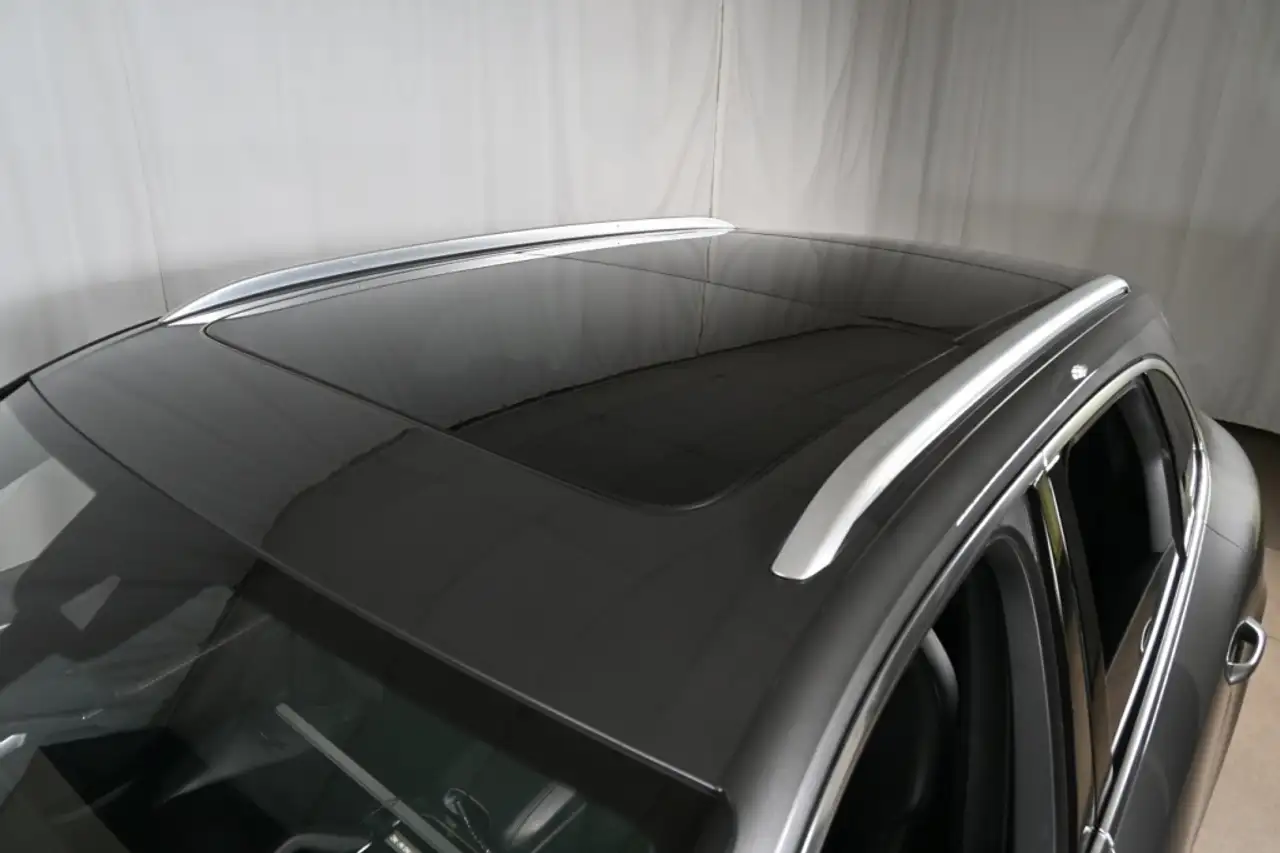 Porsche Cayenne снимка Porsche Cayenne