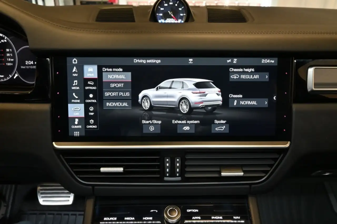 Porsche Cayenne снимка Porsche Cayenne