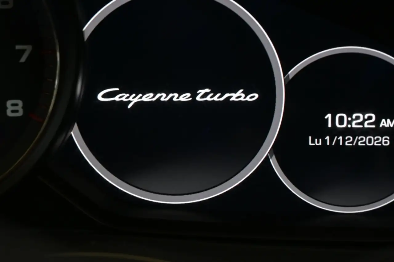 Porsche Cayenne снимка Porsche Cayenne