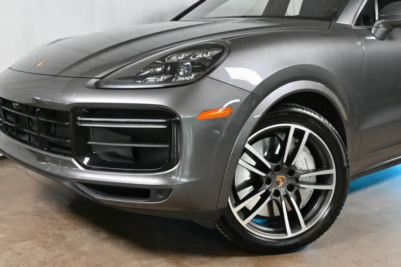 Porsche Cayenne снимка Porsche Cayenne