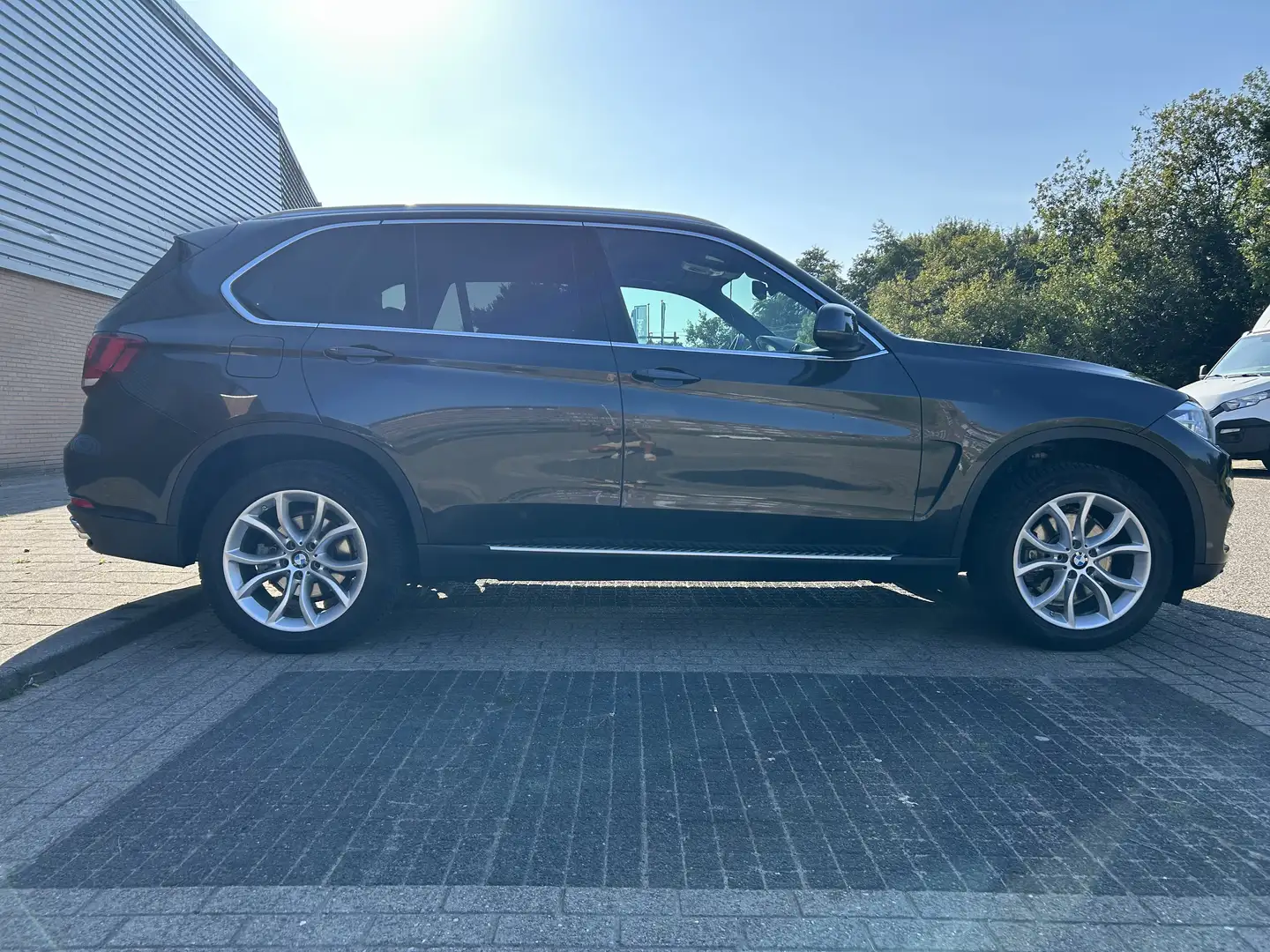 BMW X5 Xdrive 40E High Executive Aut NAP VOL OPTIE PANO Grijs - 2