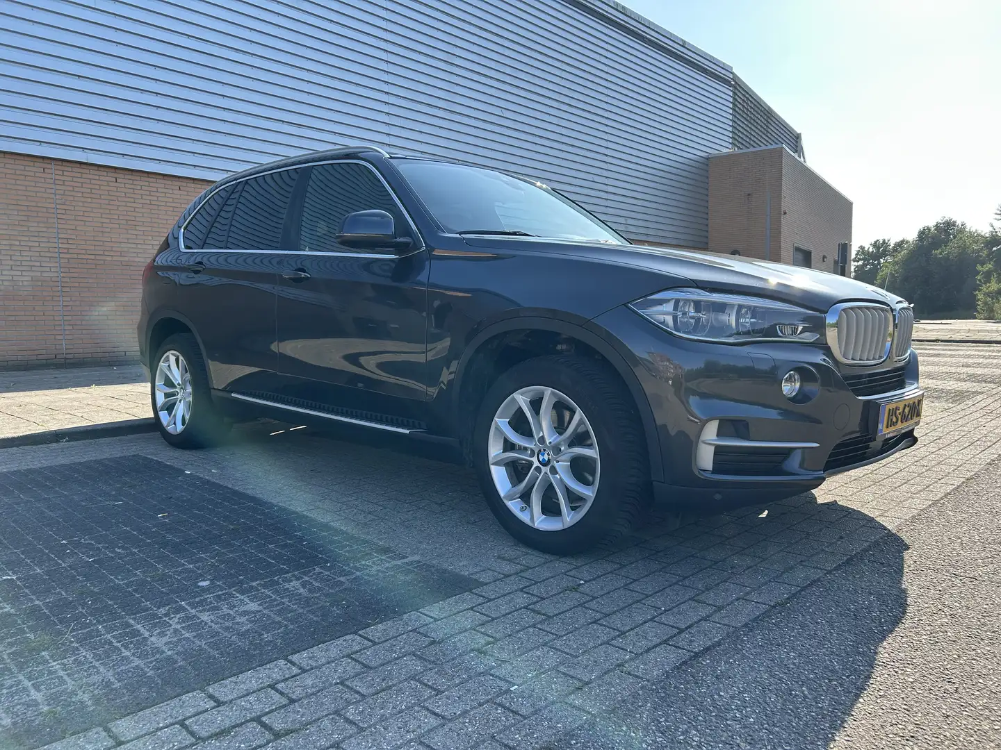 BMW X5 Xdrive 40E High Executive Aut NAP VOL OPTIE PANO Grijs - 1