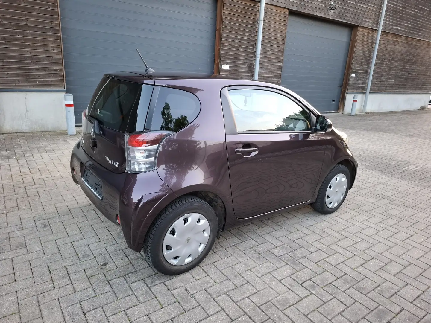 Toyota iQ 1.0i VVT-i Luna - 2