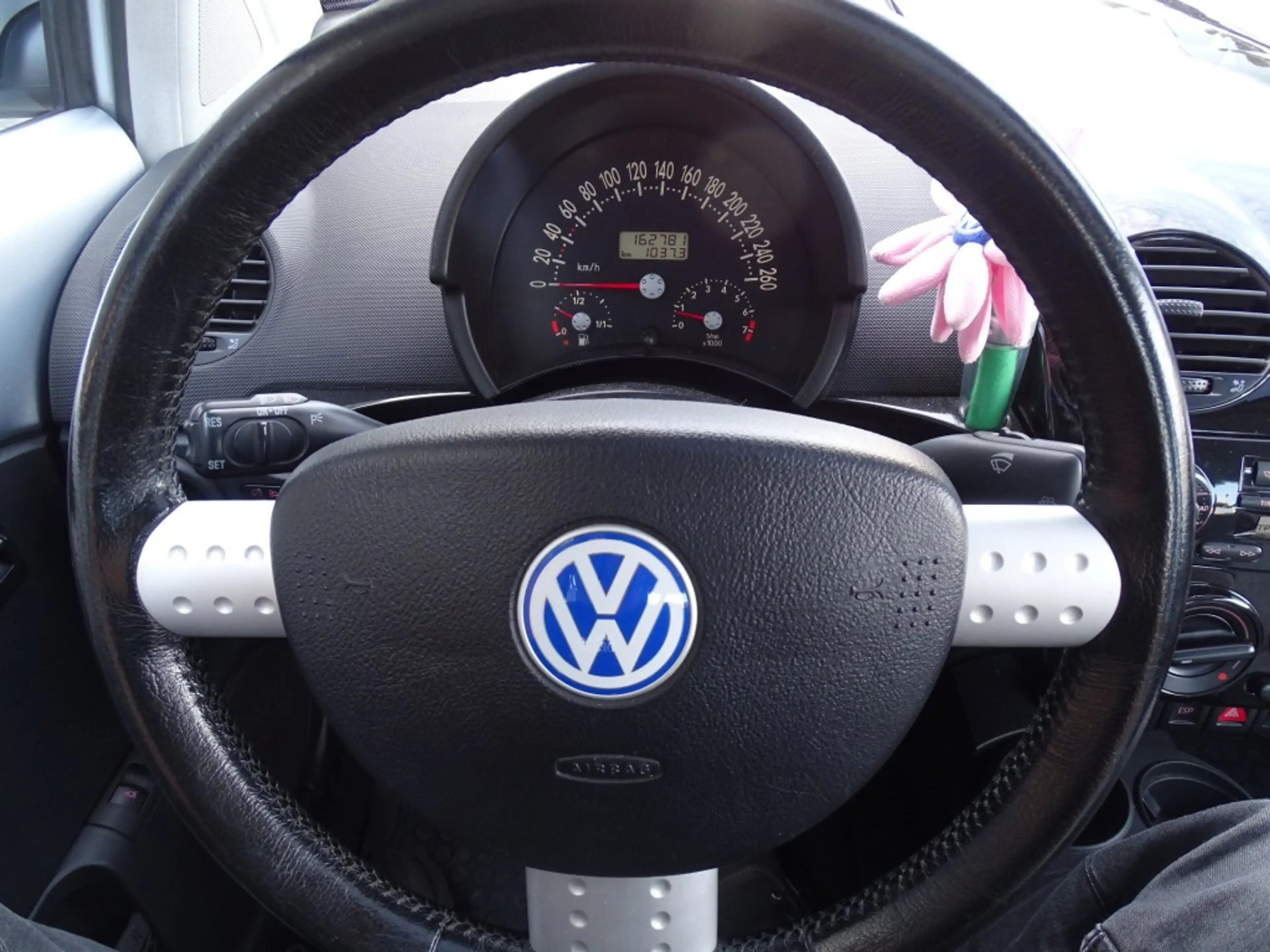 Volkswagen New Beetle 2.3 V5 HIGHLINE P  170 PK - Youngtimer - Uniek 1/5 — photo 8