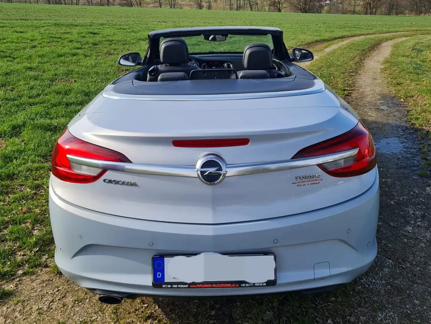 Opel Cascada 1.6+SIDI+Turbo+ecoFLEX+Start/Stop+Edition Grau - 2