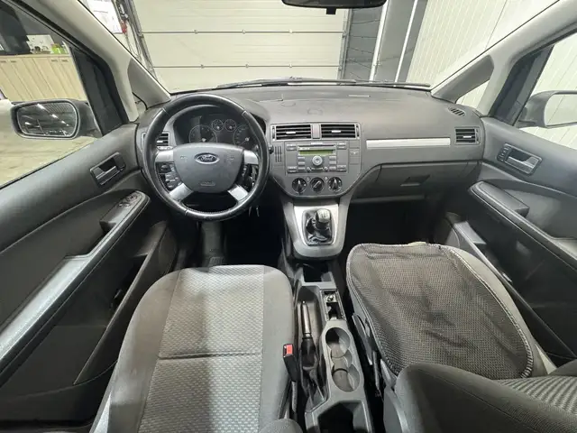 Ford C-Max view 9