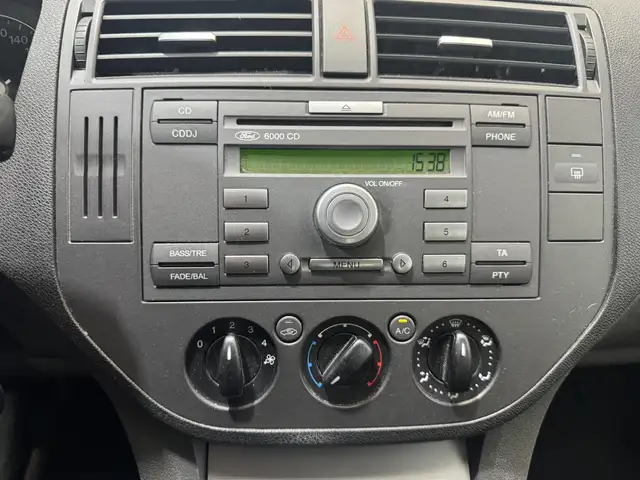 Ford C-Max view 14