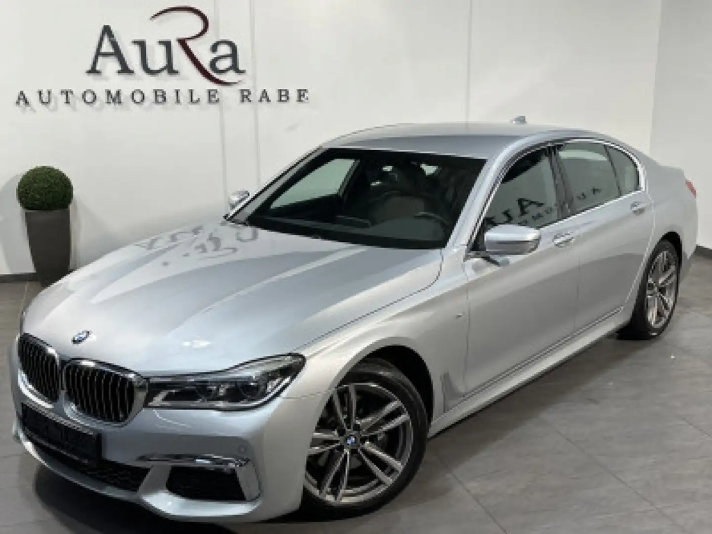 BMW 740 M-Sport NAV+LED+SHZ+HiFi+KAMERA+2Hd+WLAN+PP Argent - 2
