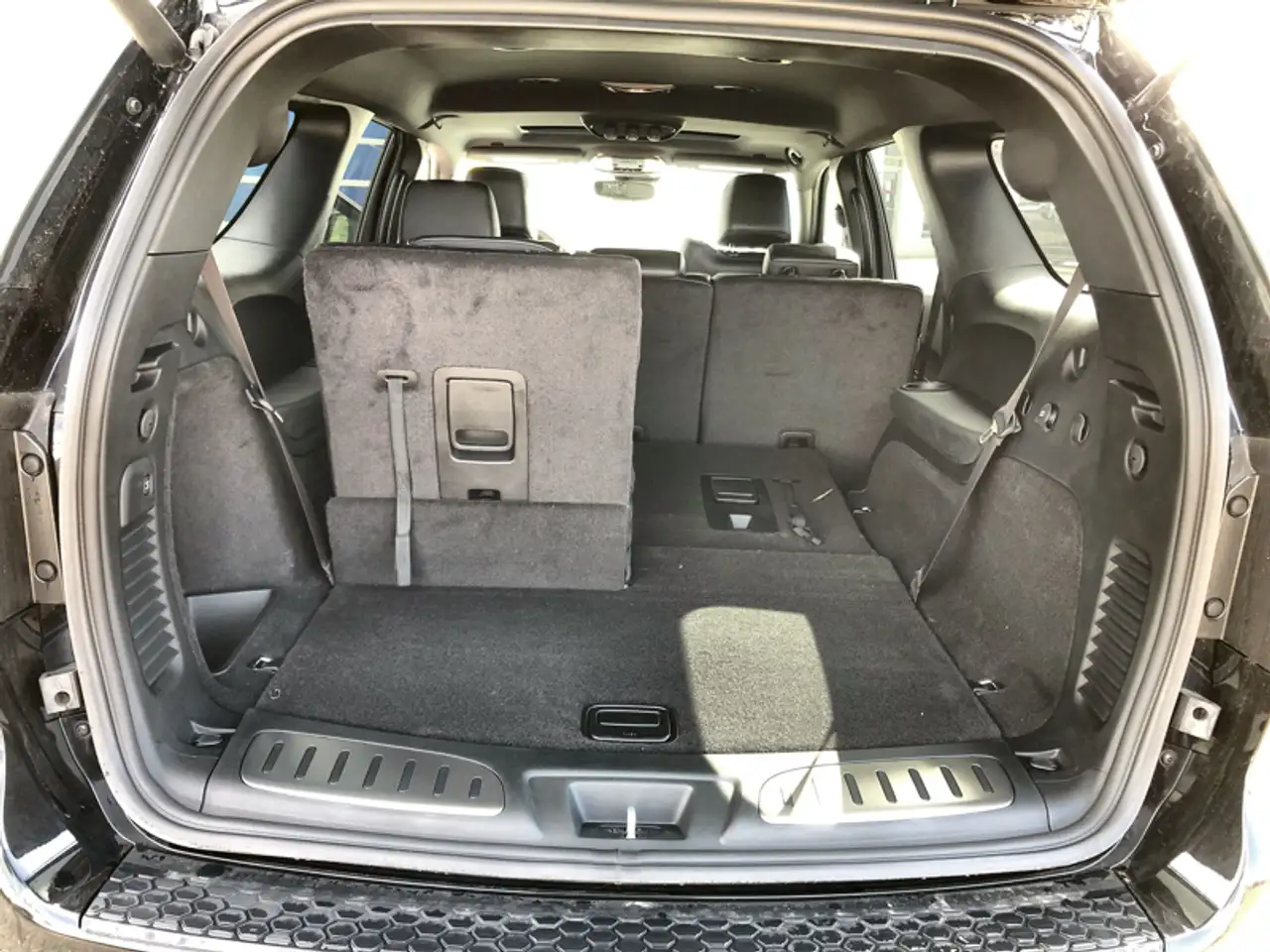 Dodge Durango снимка Dodge Durango