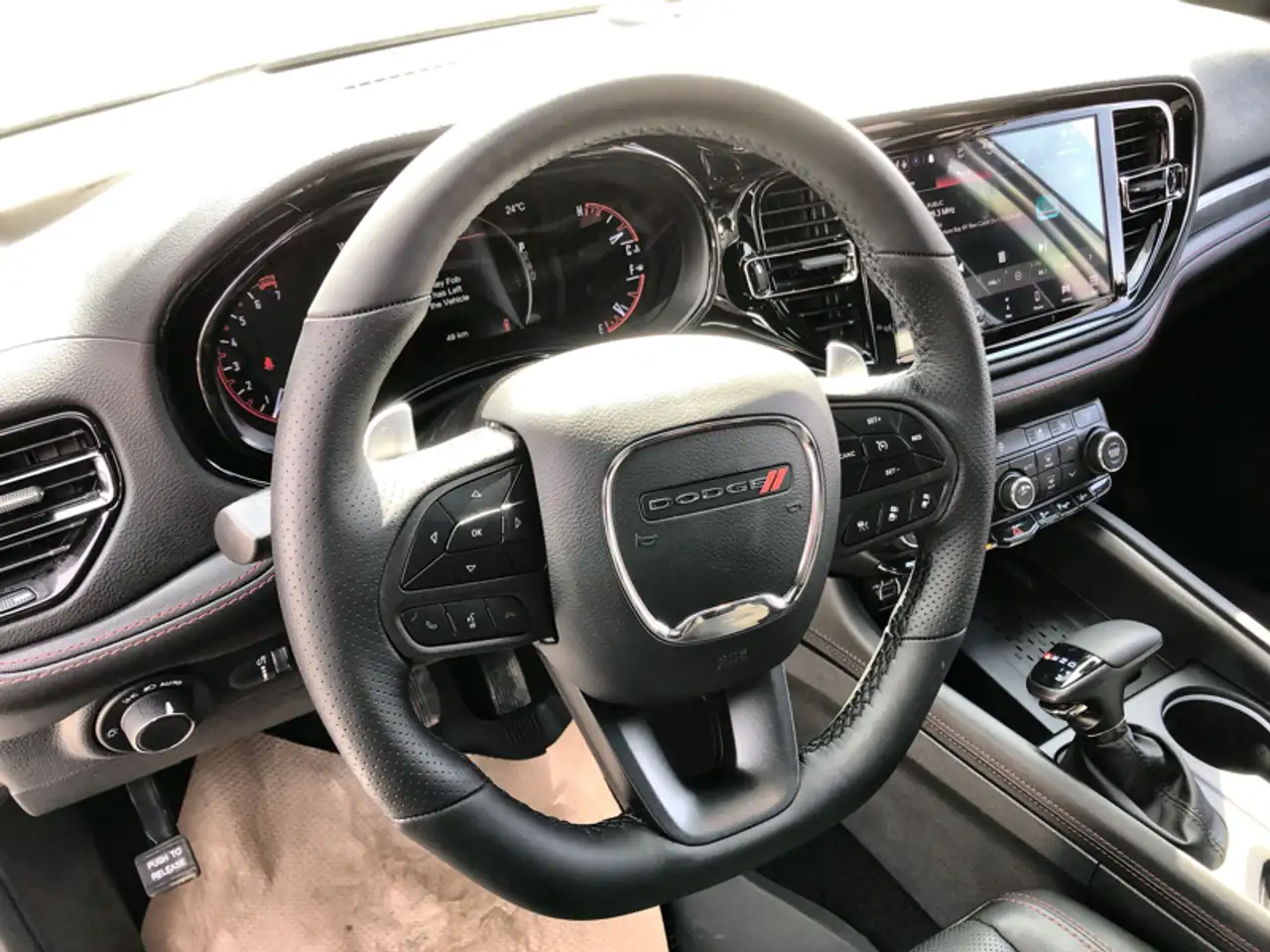 Dodge Durango снимка Dodge Durango