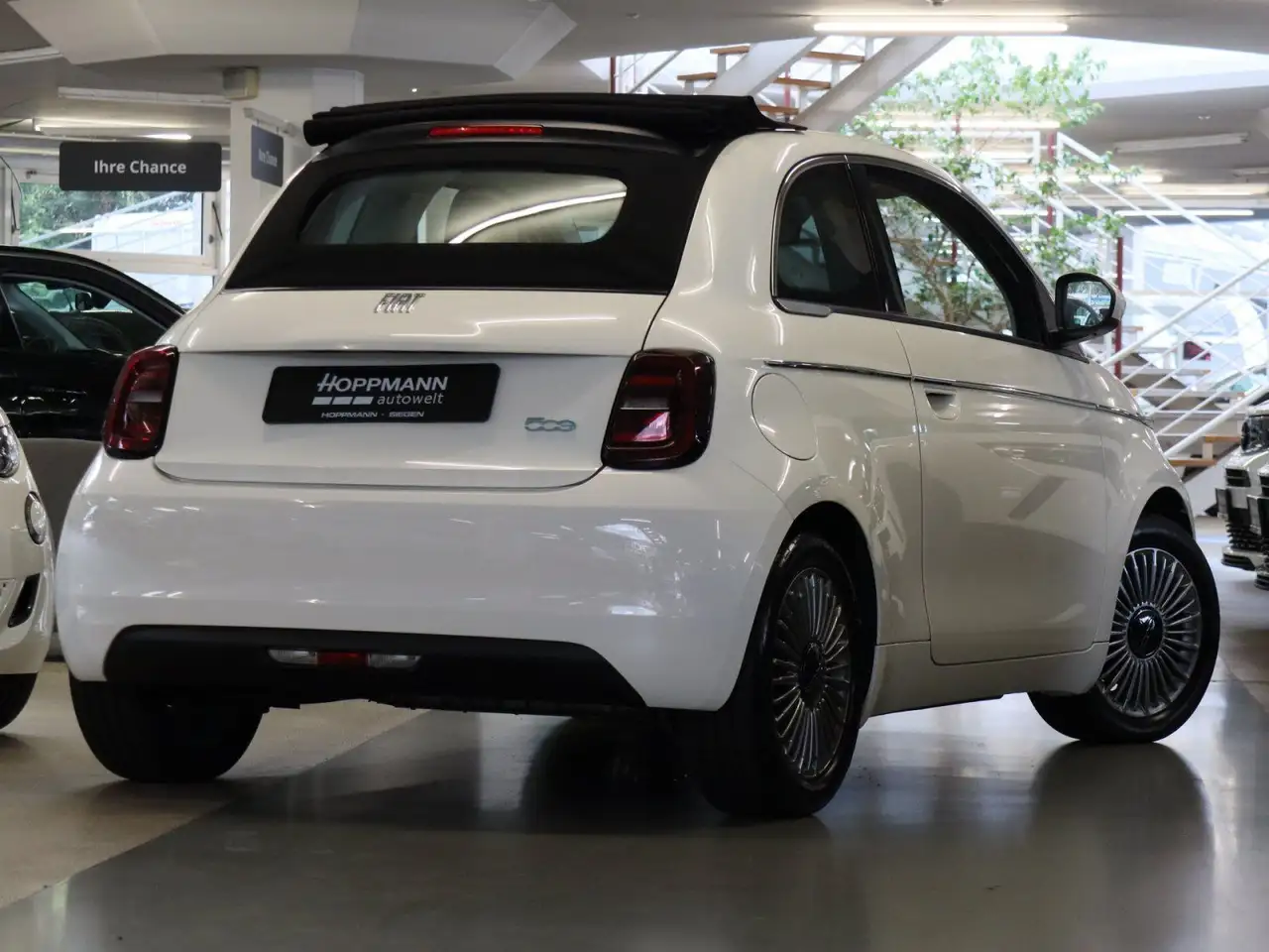 Fiat 500 E Neuer 500C Base*PDC*CarPlay*Klimaautomatik*, миниатюра 2