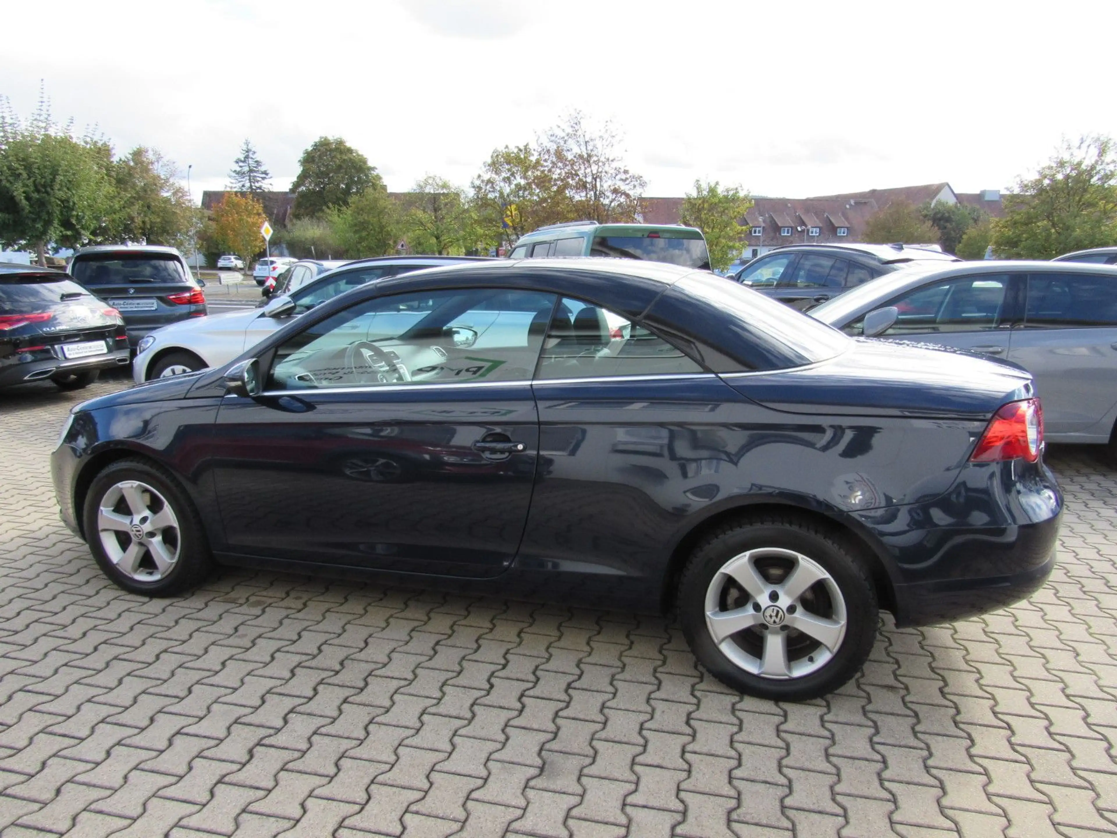 Volkswagen Eos 2.0 TDI Edition 2010, LEDER/NAVI/PDC.. — photo 9