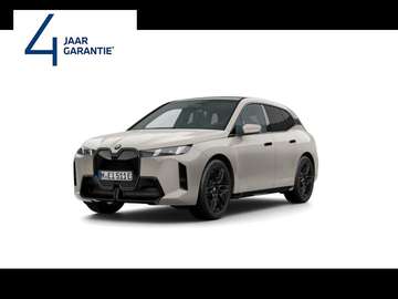 xDrive45/M-Sport Pro/SkyLounge/360°/DA Pro/Towbar