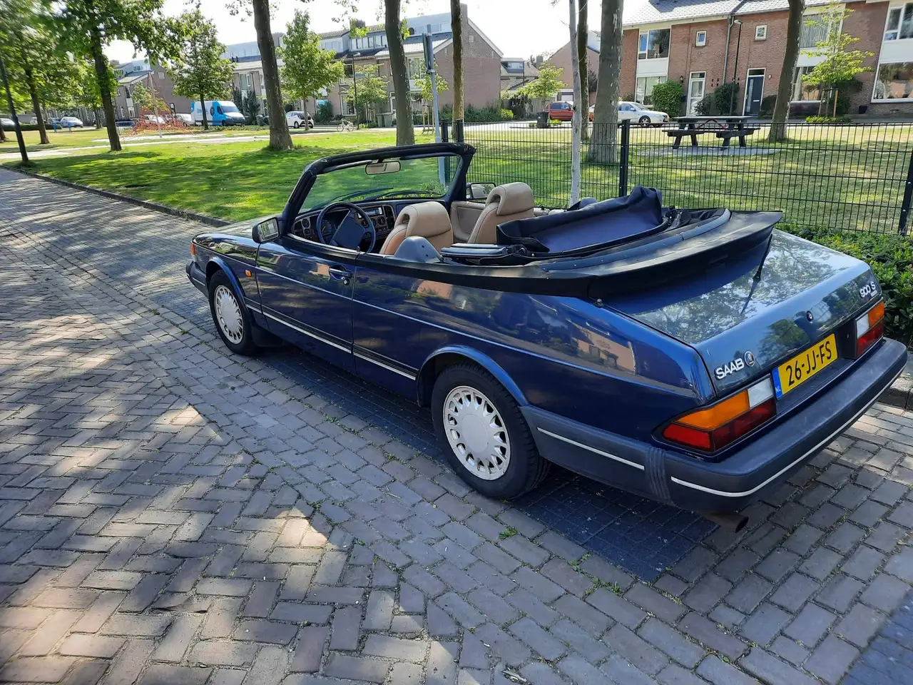 Saab 900 2.0 S, foto 8