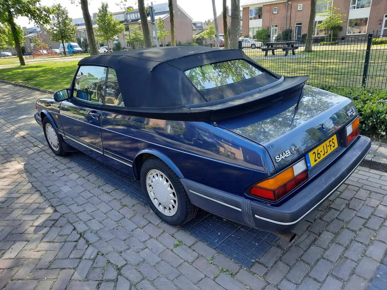 Saab 900 2.0 S, foto 4