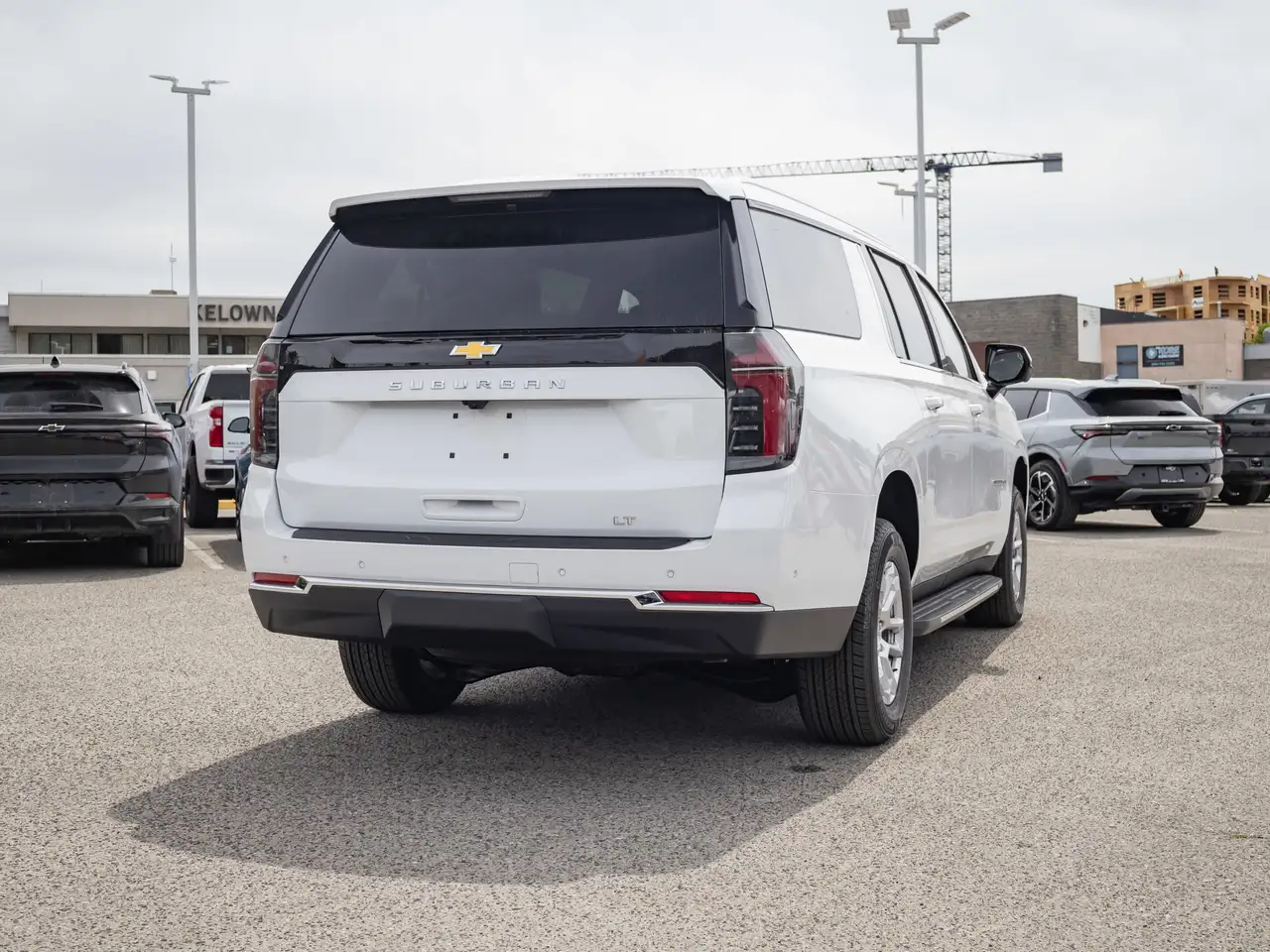 Chevrolet Suburban снимка Chevrolet Suburban