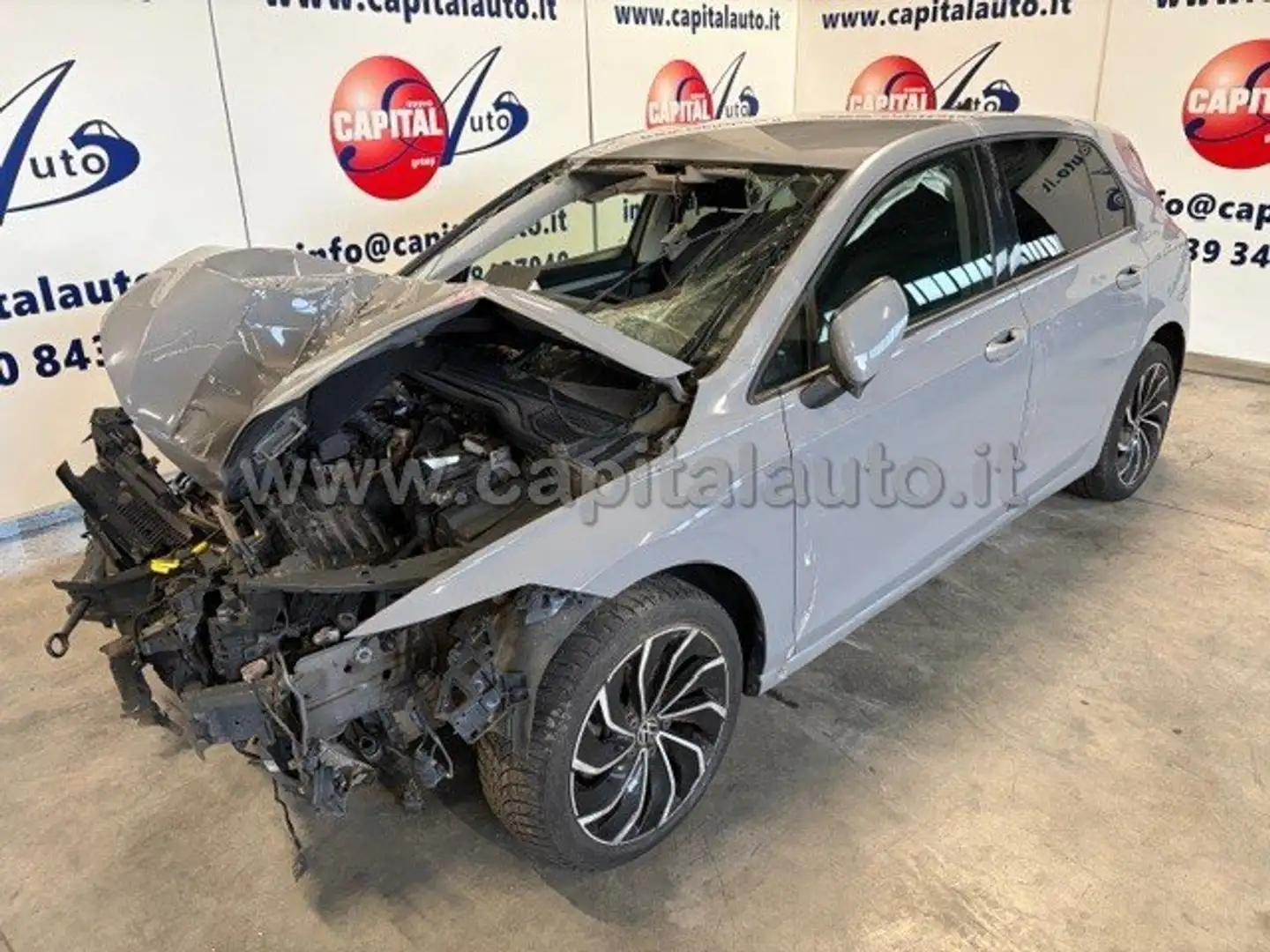 Volkswagen Golf 1.0 etsi Life 110cv DSG NETTO 6900 Grigio - 1