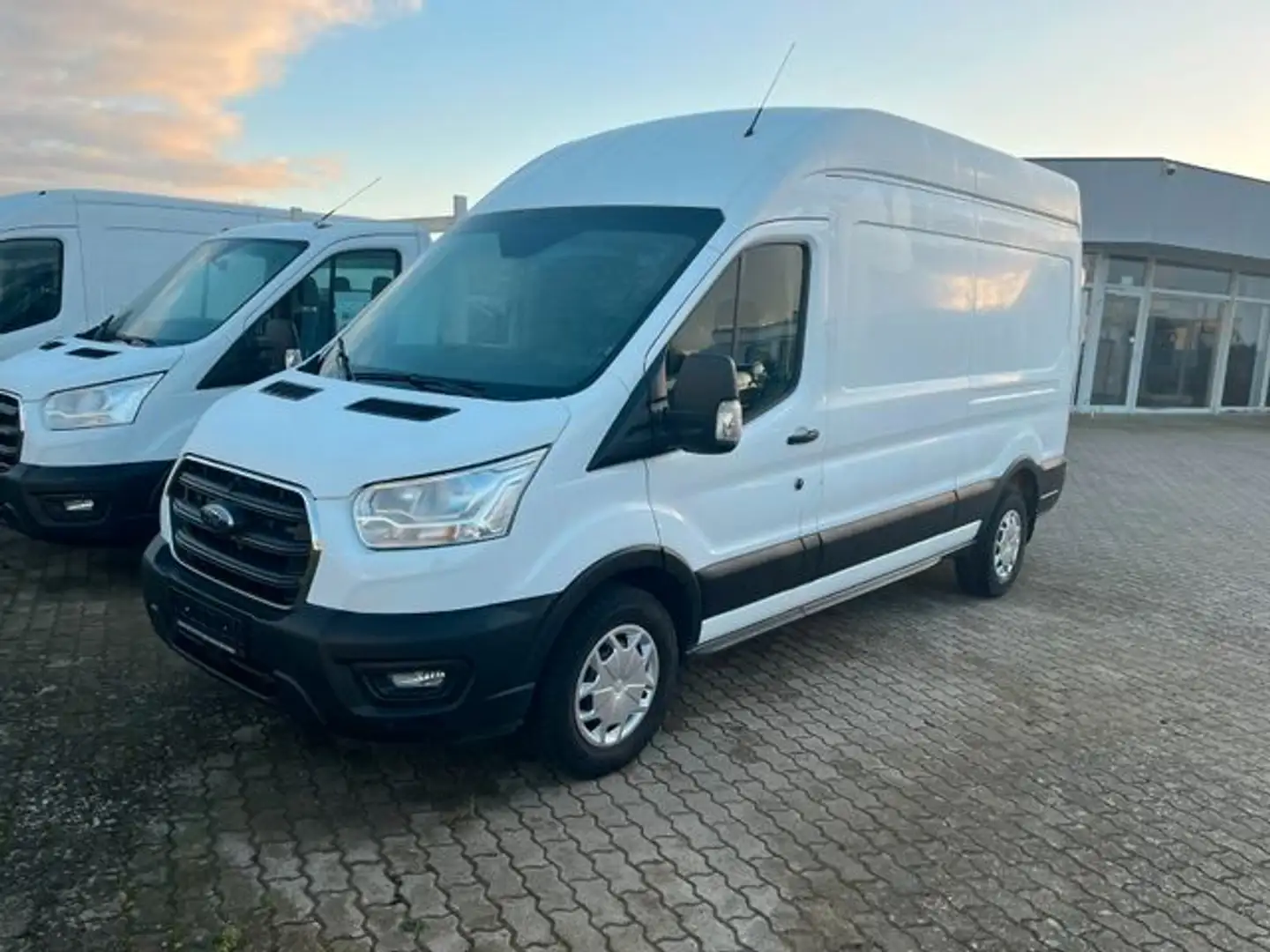 Ford Transit Kasten 350 L3H3 Trend AHK/Boden/Seitenv! Weiß - 1