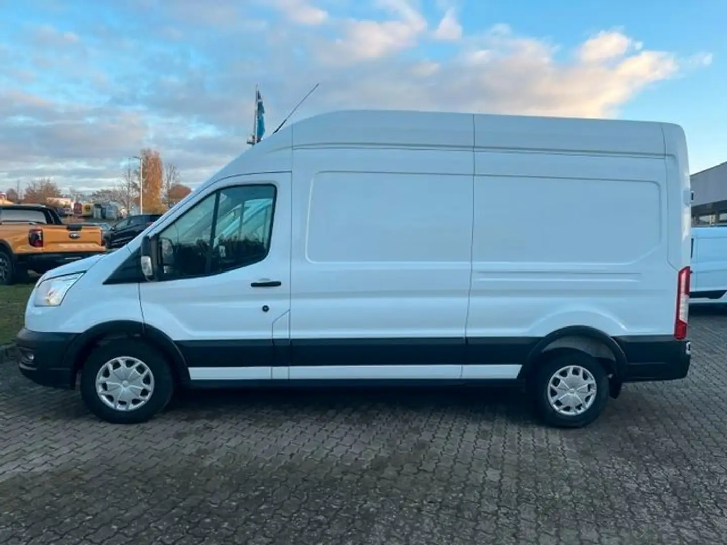 Ford Transit Kasten 350 L3H3 Trend AHK/Boden/Seitenv! Weiß - 2