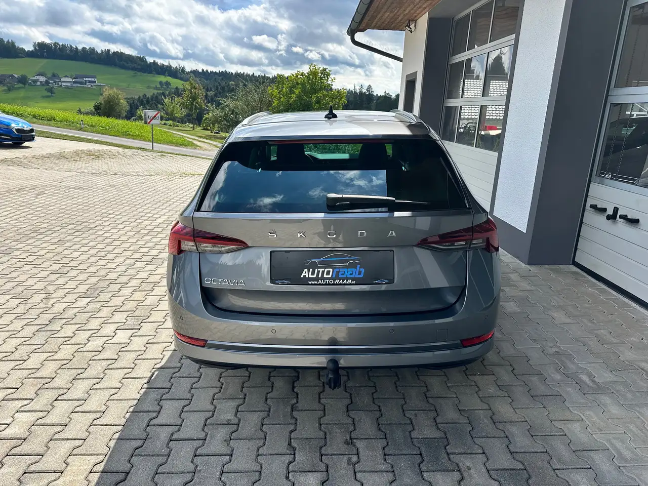 Skoda Octavia Style 2,0 TDI DSG *AHV*DIGITAL*APP*PDC*NAVI*LED*, миниатюра 3