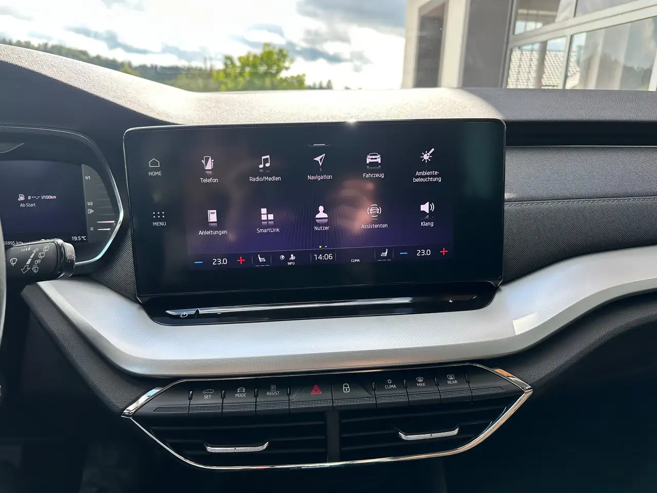 Skoda Octavia Style 2,0 TDI DSG *AHV*DIGITAL*APP*PDC*NAVI*LED*, миниатюра 18