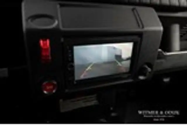 Land Rover Defender view 15
