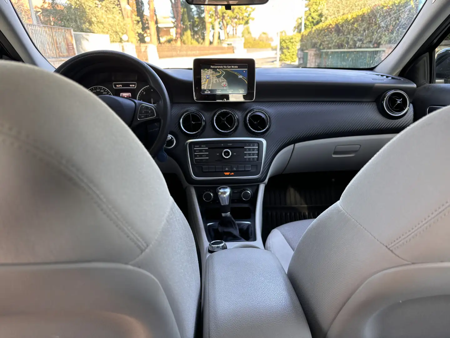 Mercedes-Benz GLA 180 d (cdi) Executive - 1