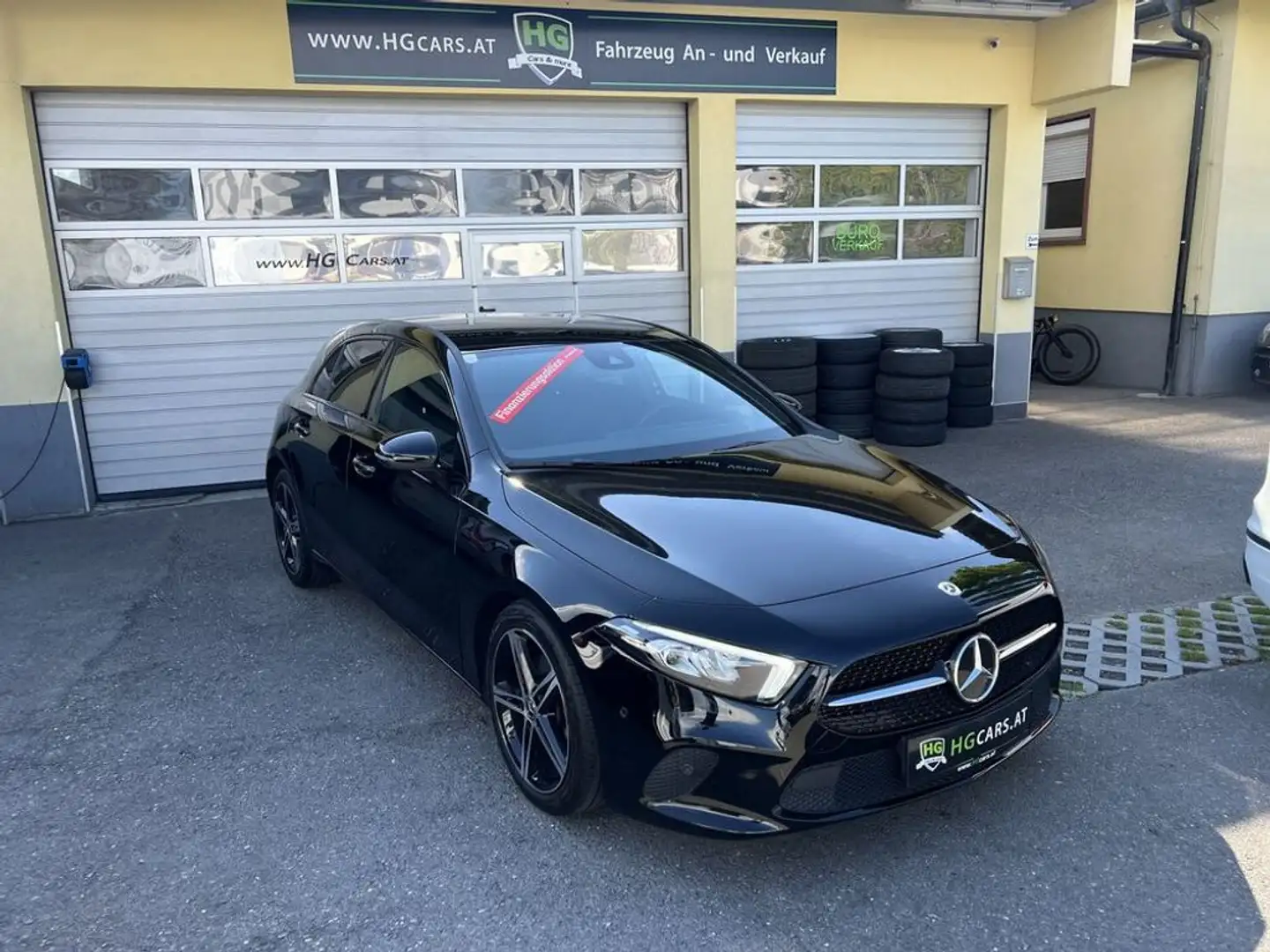 Mercedes-Benz A 180 d 2,0*1.Besitz*LED*Ambiente*ACC*NAVI* Noir - 1