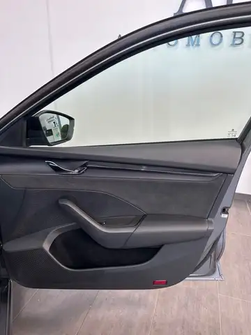 Skoda Octavia view 10