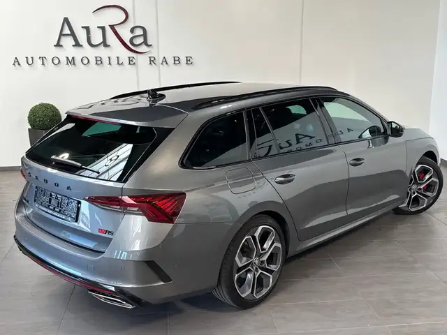 Skoda Octavia view 5