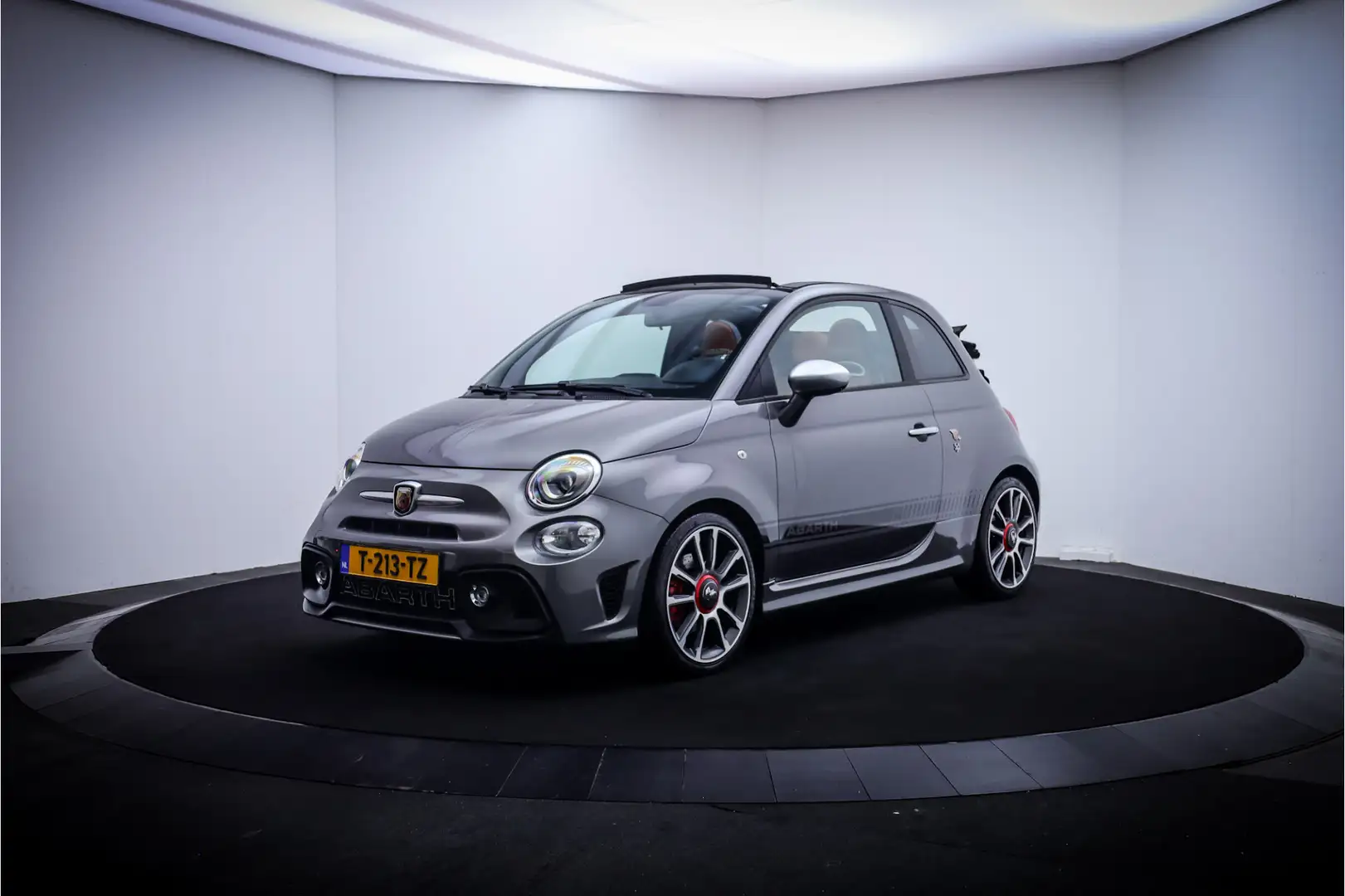 Fiat 500C Abarth 1.4T TURISMO 165Pk LEDER | NAVI | BLUETOOTH | PDC Gri - 1