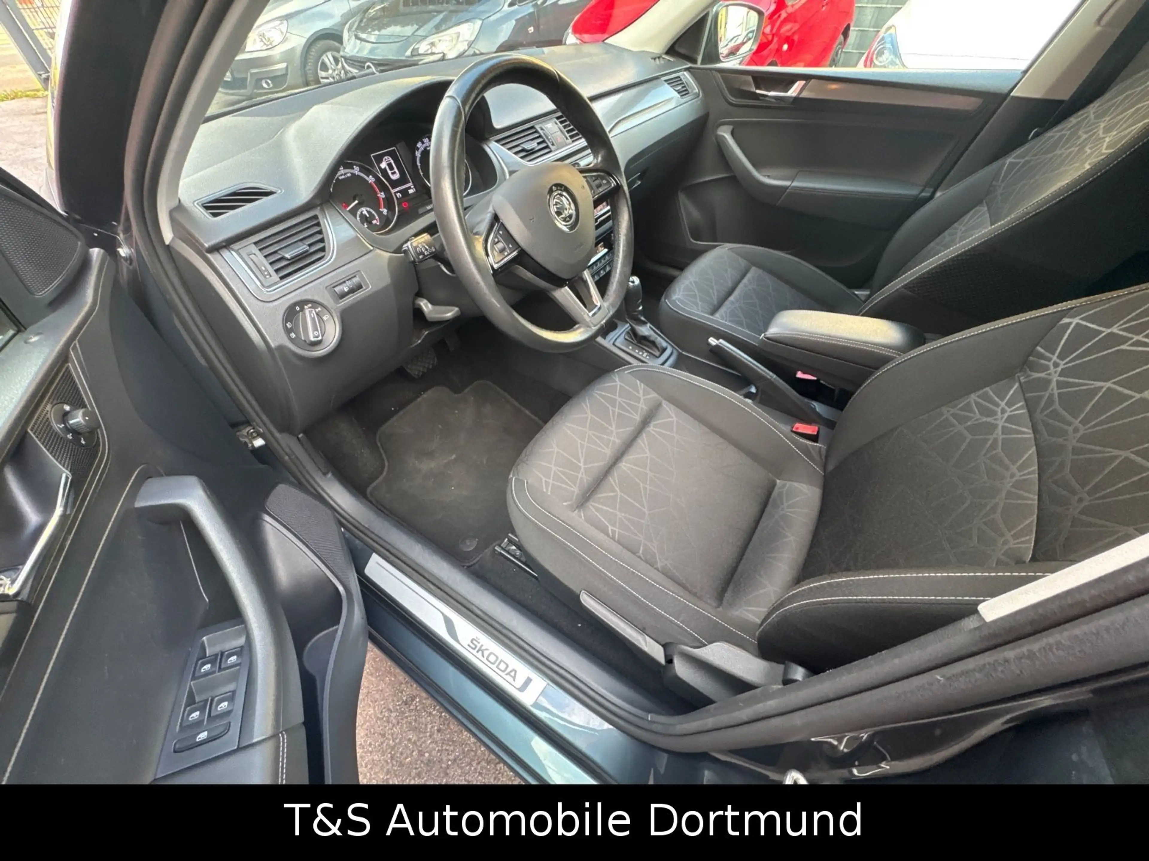 Skoda Rapid/Spaceback 1.4 TSI Spaceback Clever ( Automatik ) — photo 11