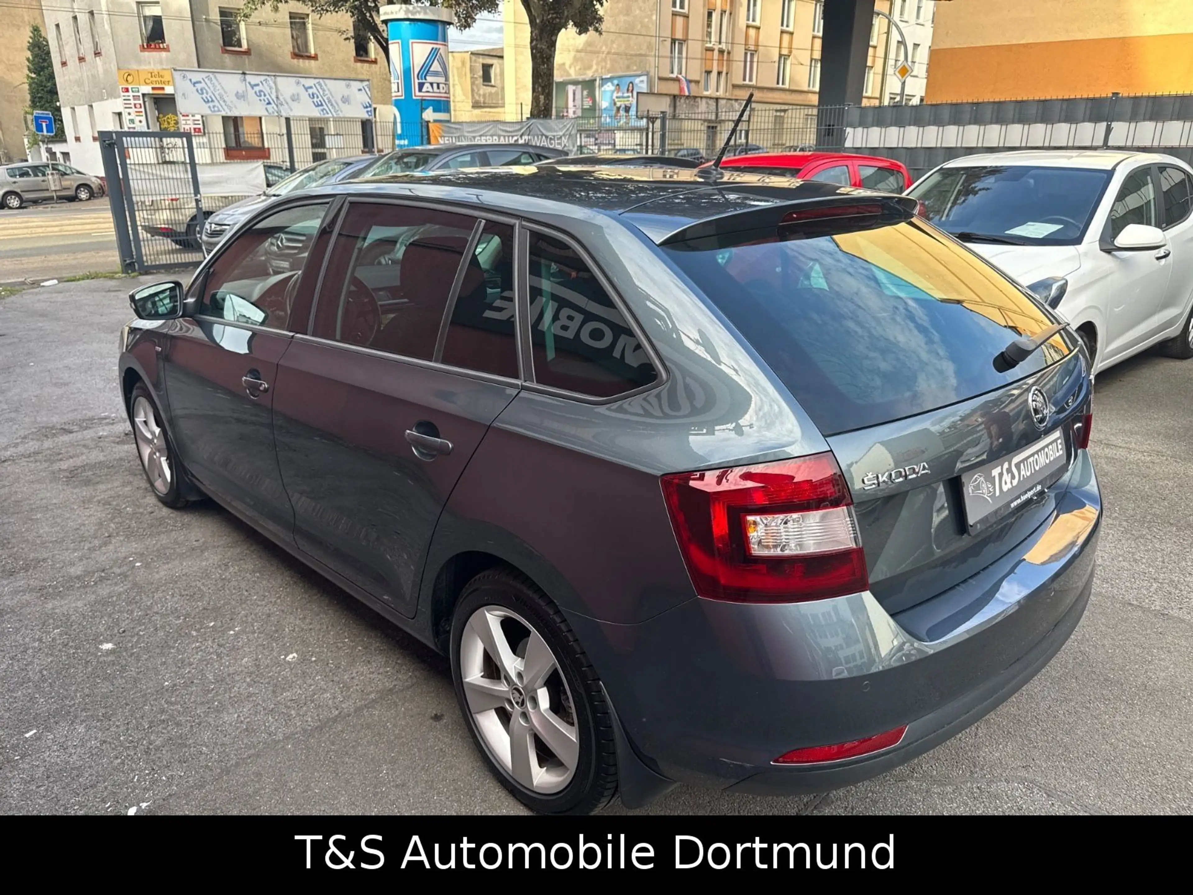 Skoda Rapid/Spaceback 1.4 TSI Spaceback Clever ( Automatik ) — photo 6